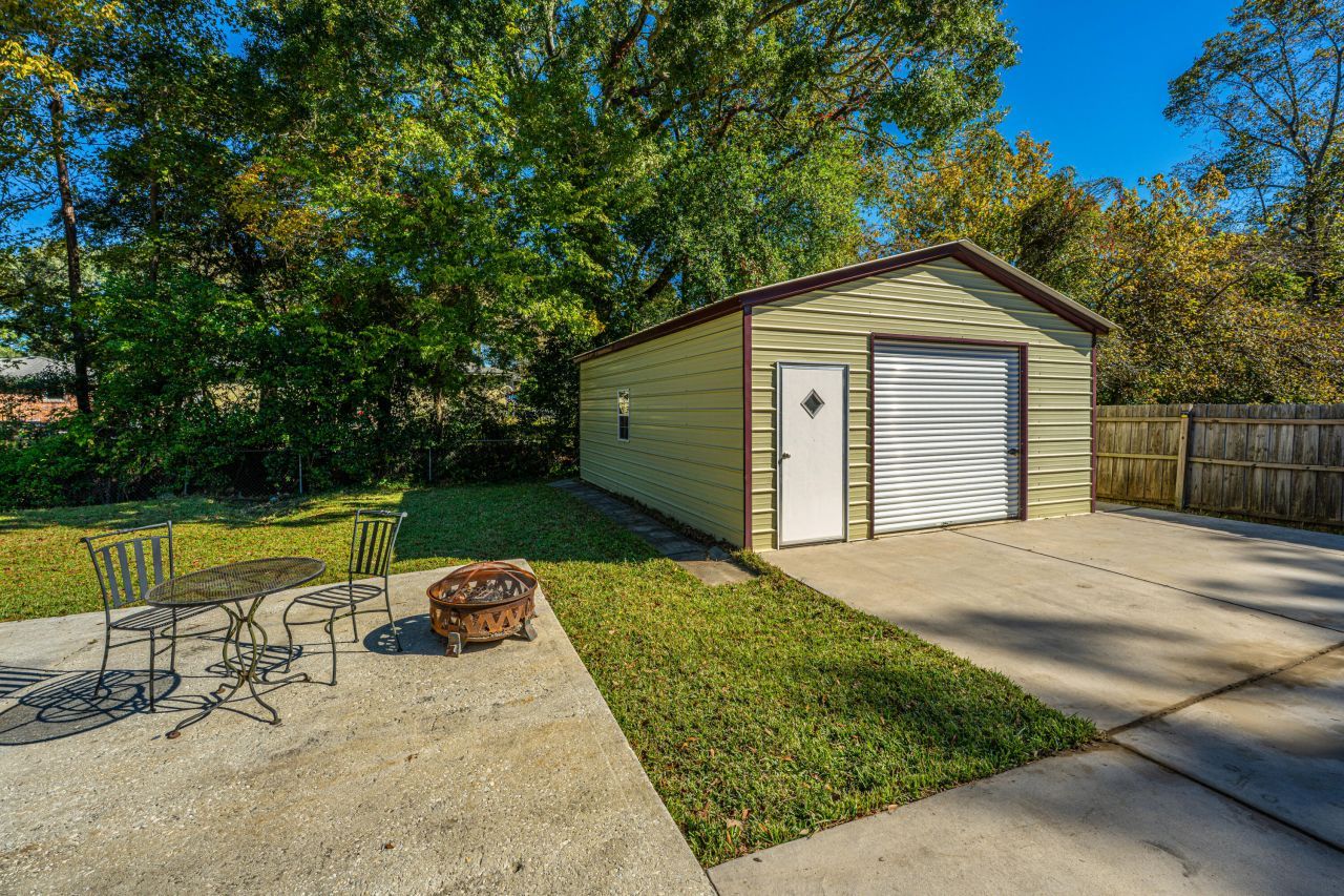 6020 Meadowcliff Avenue Photo 43