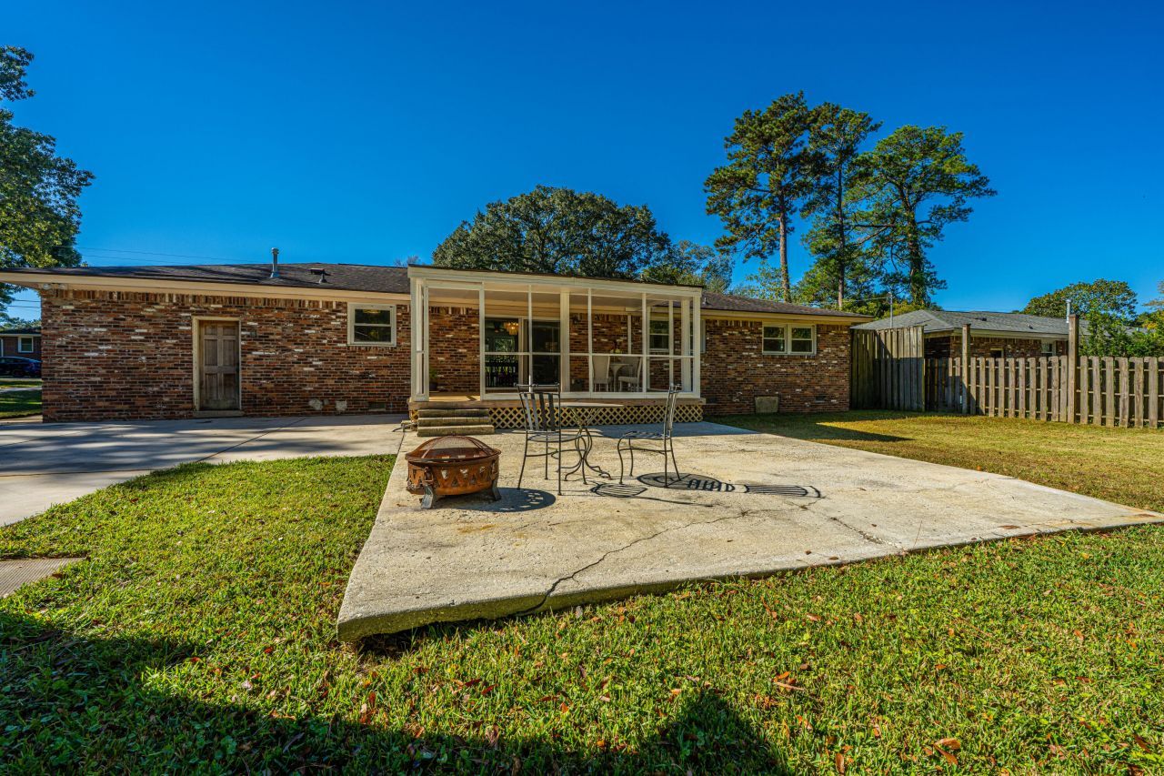 6020 Meadowcliff Avenue Photo 50