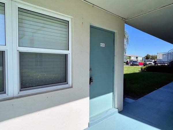 680 Horizons W, Unit 108, Boynton Beach, FL 33435