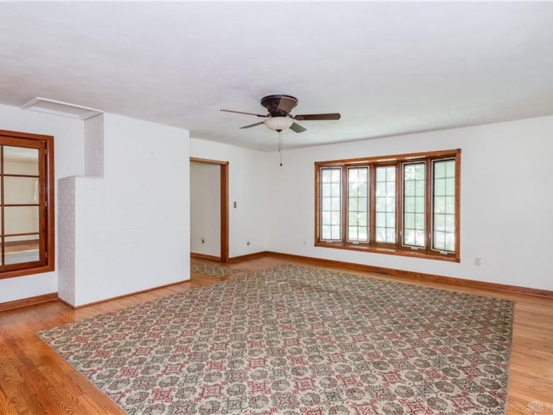 6250 Fairfield Pike, Enon Vlg, OH 45323 Photo 10