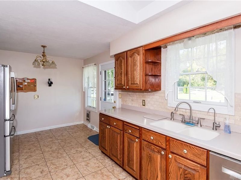 6250 Fairfield Pike, Enon Vlg, OH 45323 Photo 17