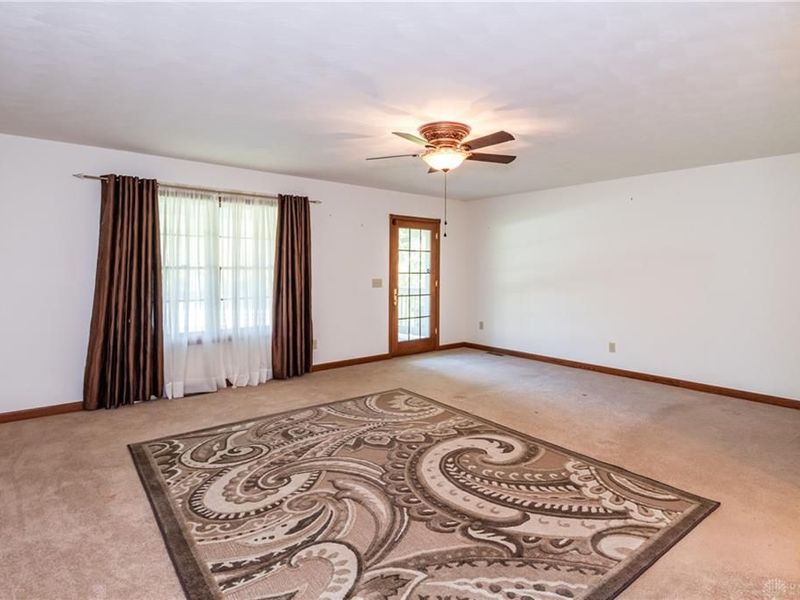 6250 Fairfield Pike, Enon Vlg, OH 45323 Photo 32