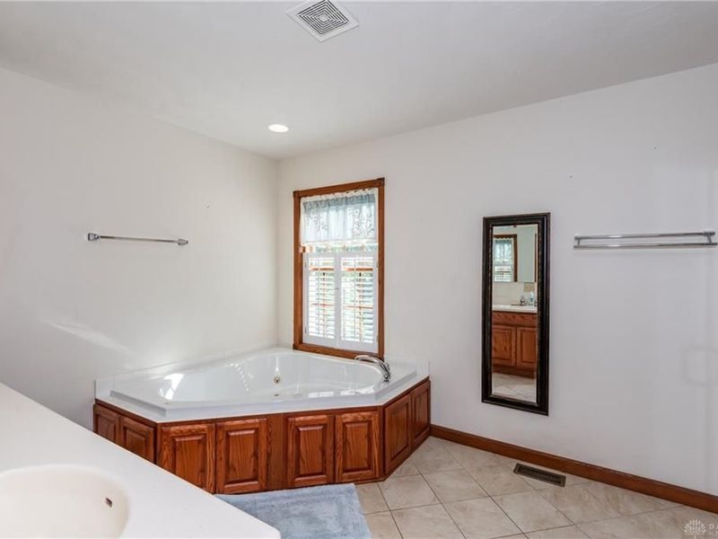 6250 Fairfield Pike, Enon Vlg, OH 45323 Photo 39