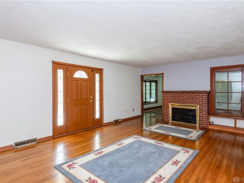 6250 Fairfield Pike, Enon Vlg, OH 45323 Photo 7