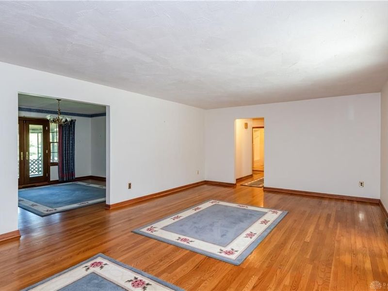 6250 Fairfield Pike, Enon Vlg, OH 45323 Photo 9