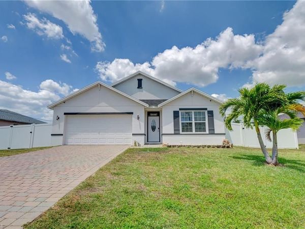 1626 SW 6th AVE, CAPE CORAL, FL 33991