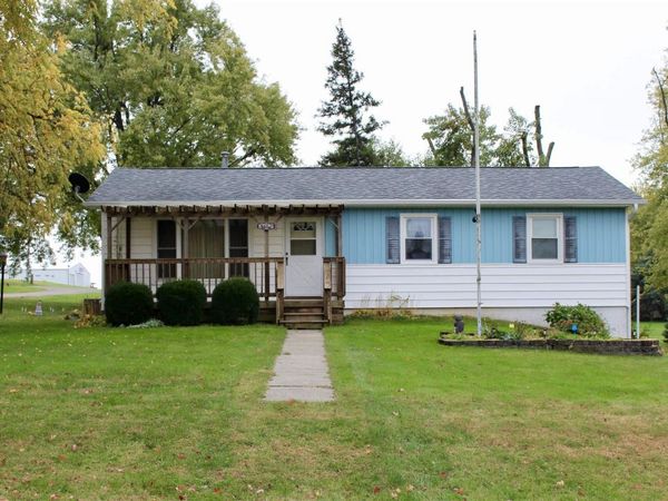 200 California Street, Lewis, IA 51544