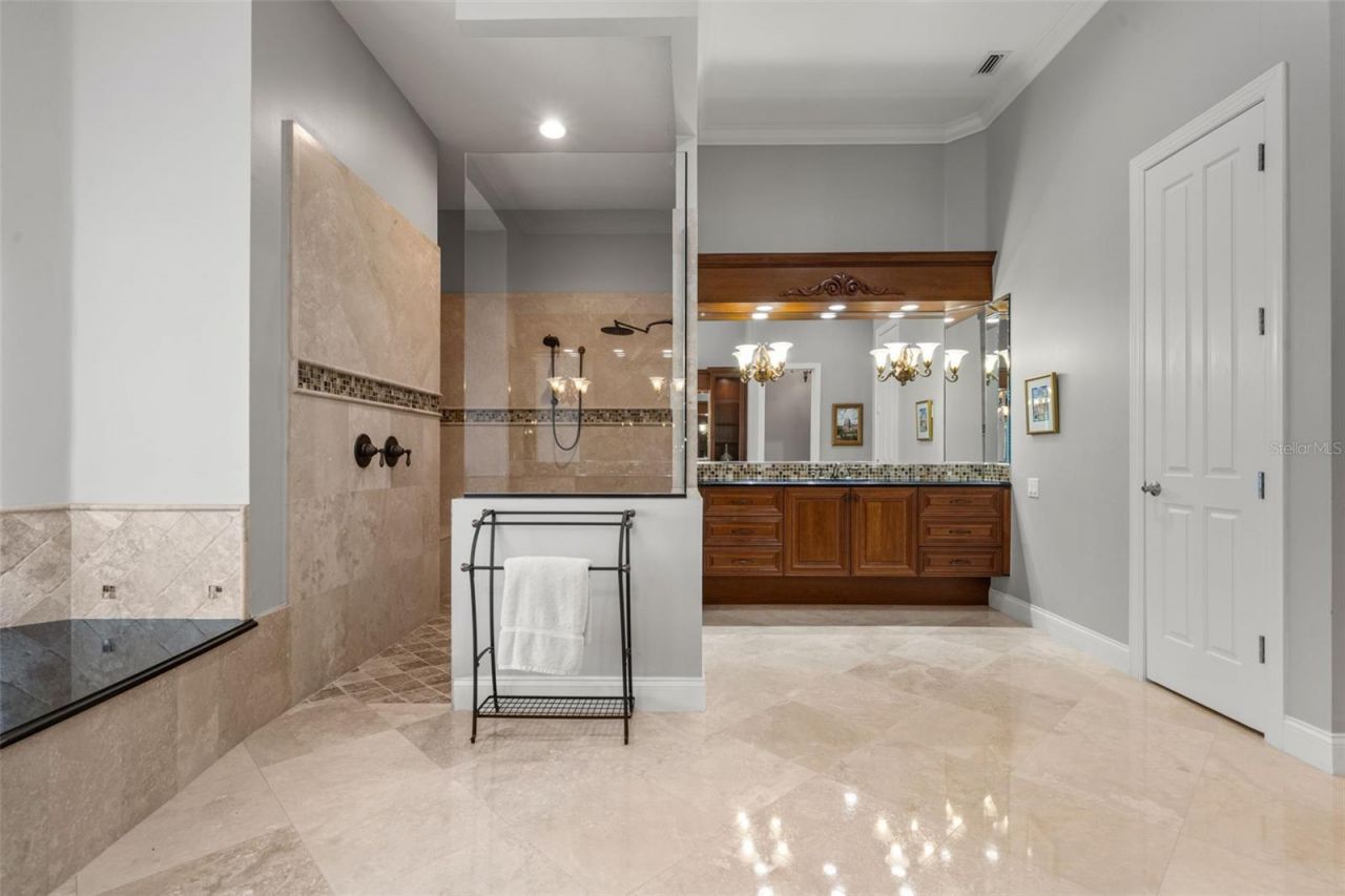 4085 Founders Club Drive, Sarasota, FL 34240 Photo