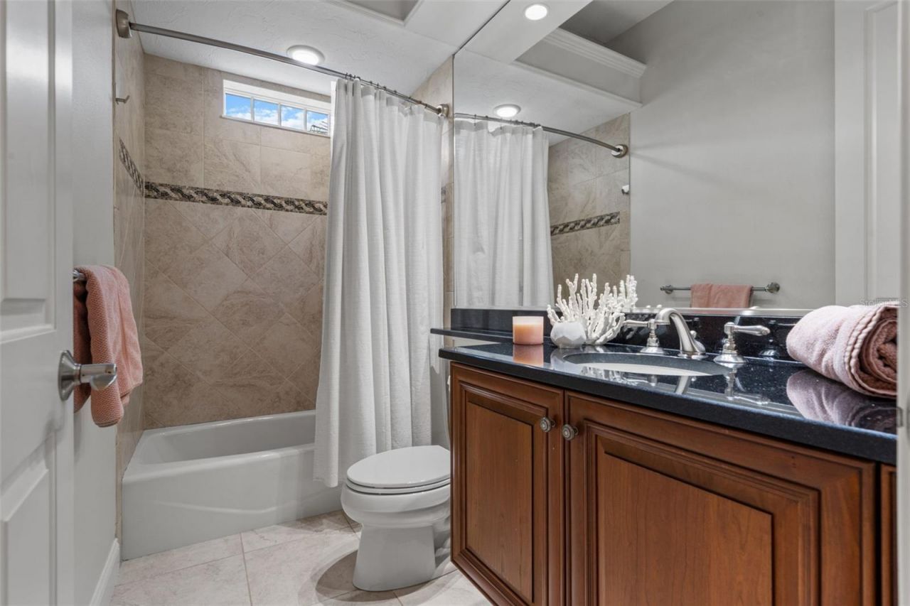 4085 Founders Club Drive, Sarasota, FL 34240 Photo