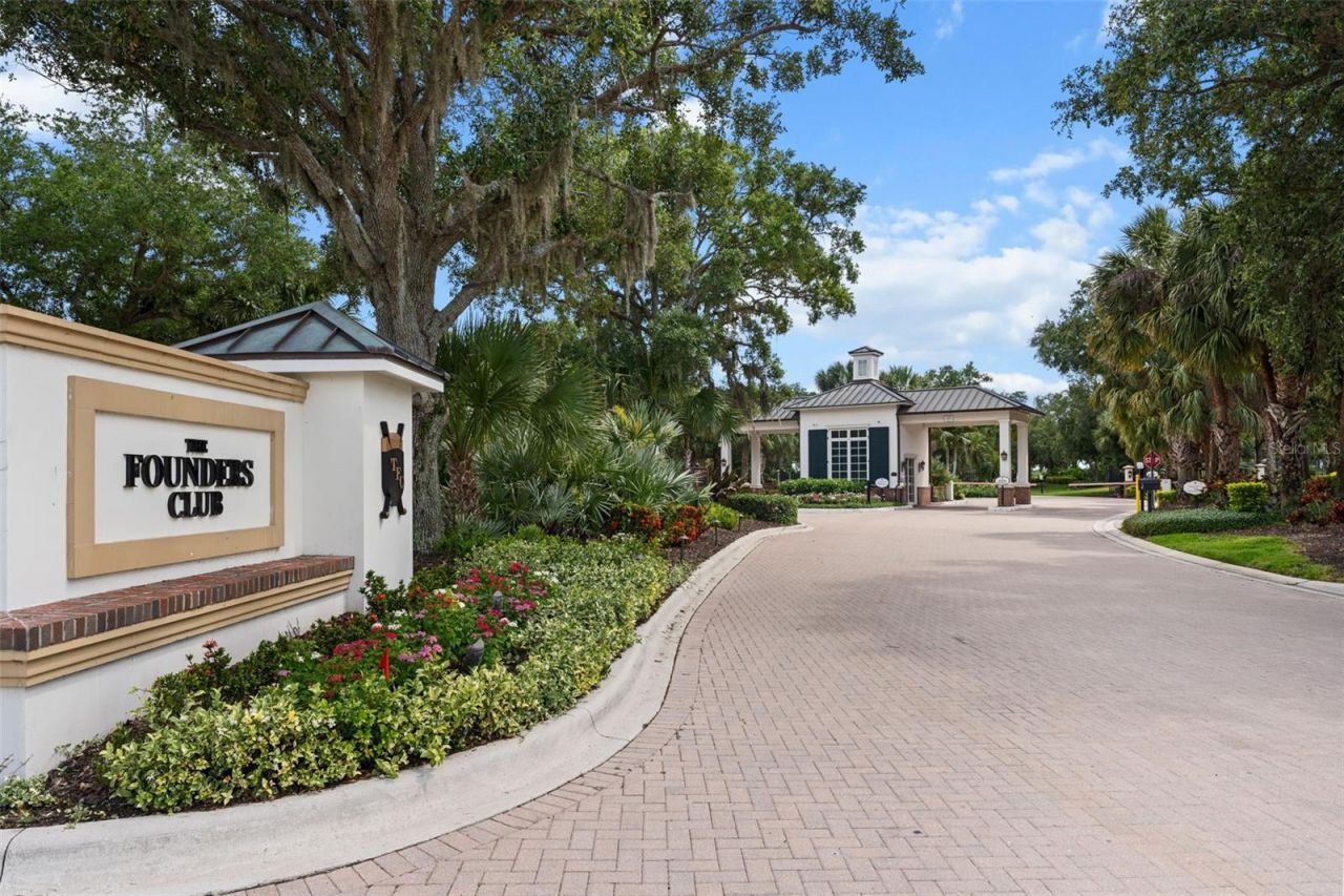4085 Founders Club Drive, Sarasota, FL 34240 Photo