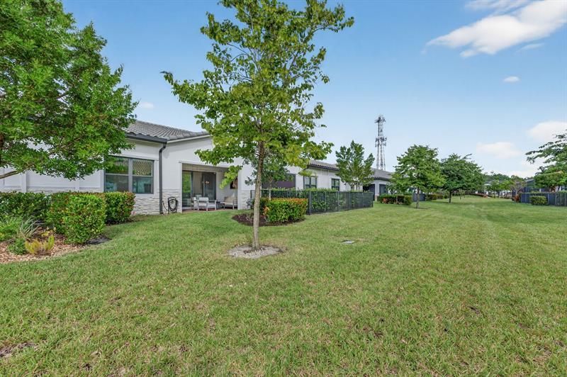 7434 N Blue Spring Drive, Parkland, FL 33067 Photo