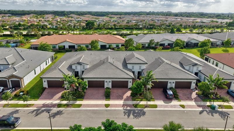 7434 N Blue Spring Drive, Parkland, FL 33067 Photo