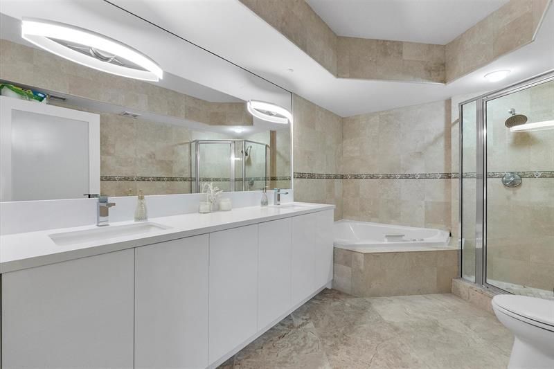 3100 N Ocean Boulevard, Unit 406, Fort Lauderdale, FL 33308 Photo