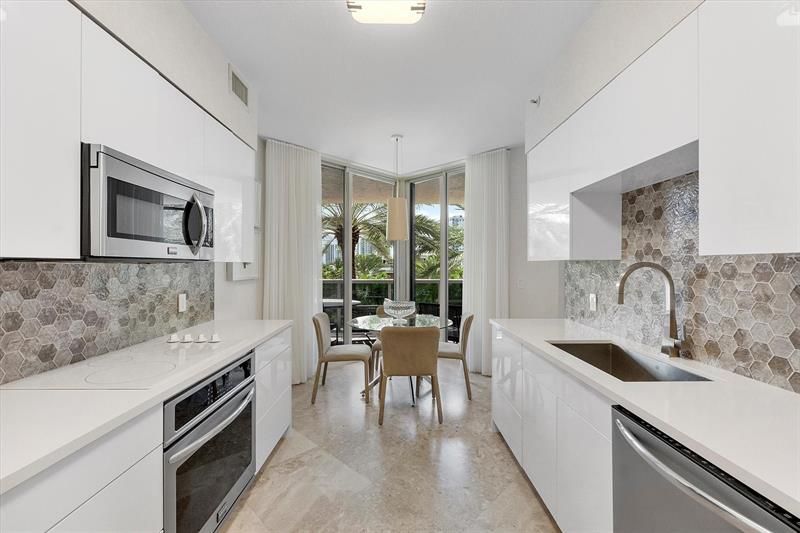 3100 N Ocean Boulevard, Unit 406, Fort Lauderdale, FL 33308 Photo