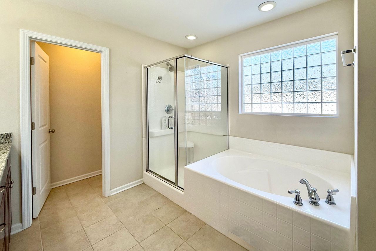 1514 Thoroughbred Boulevard Photo 17