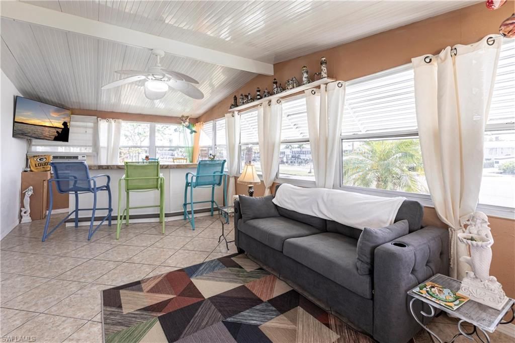 5701 Captain John Smith Loop, North Fort Myers, FL 33917 Photo