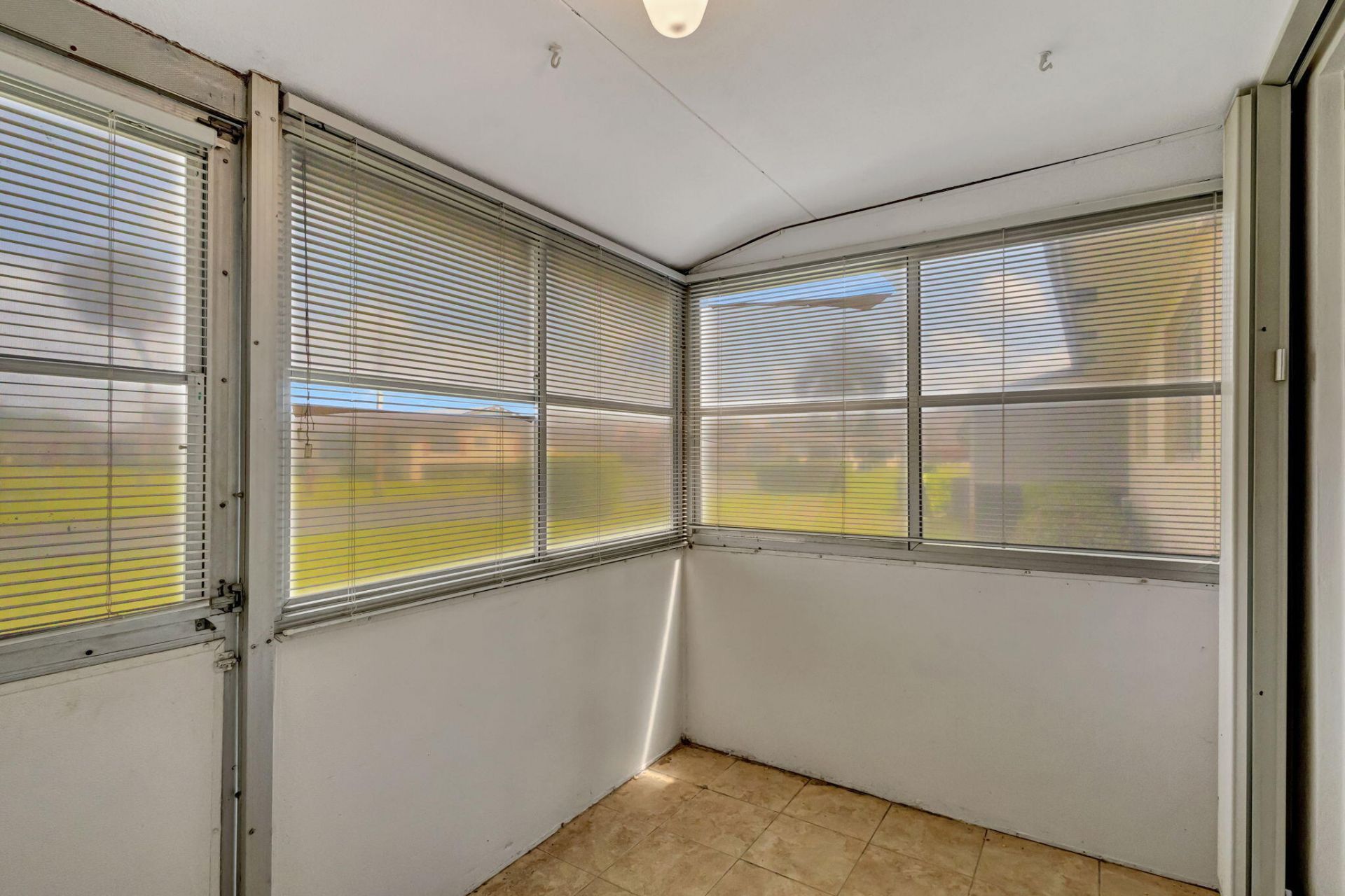 2966 Ashley Drive E, Unit I, West Palm Beach, FL 33415 Photo