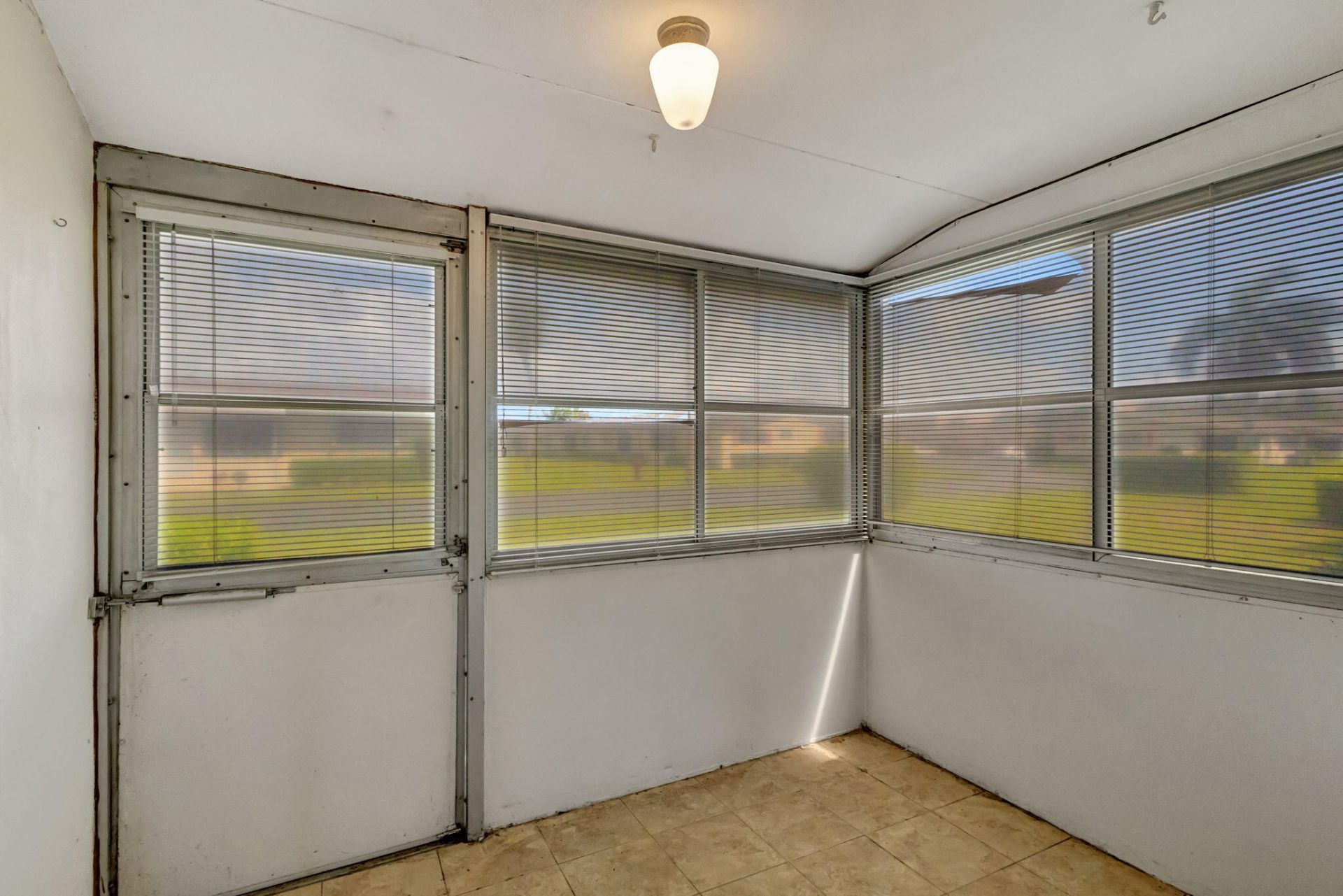 2966 Ashley Drive E, Unit I, West Palm Beach, FL 33415 Photo