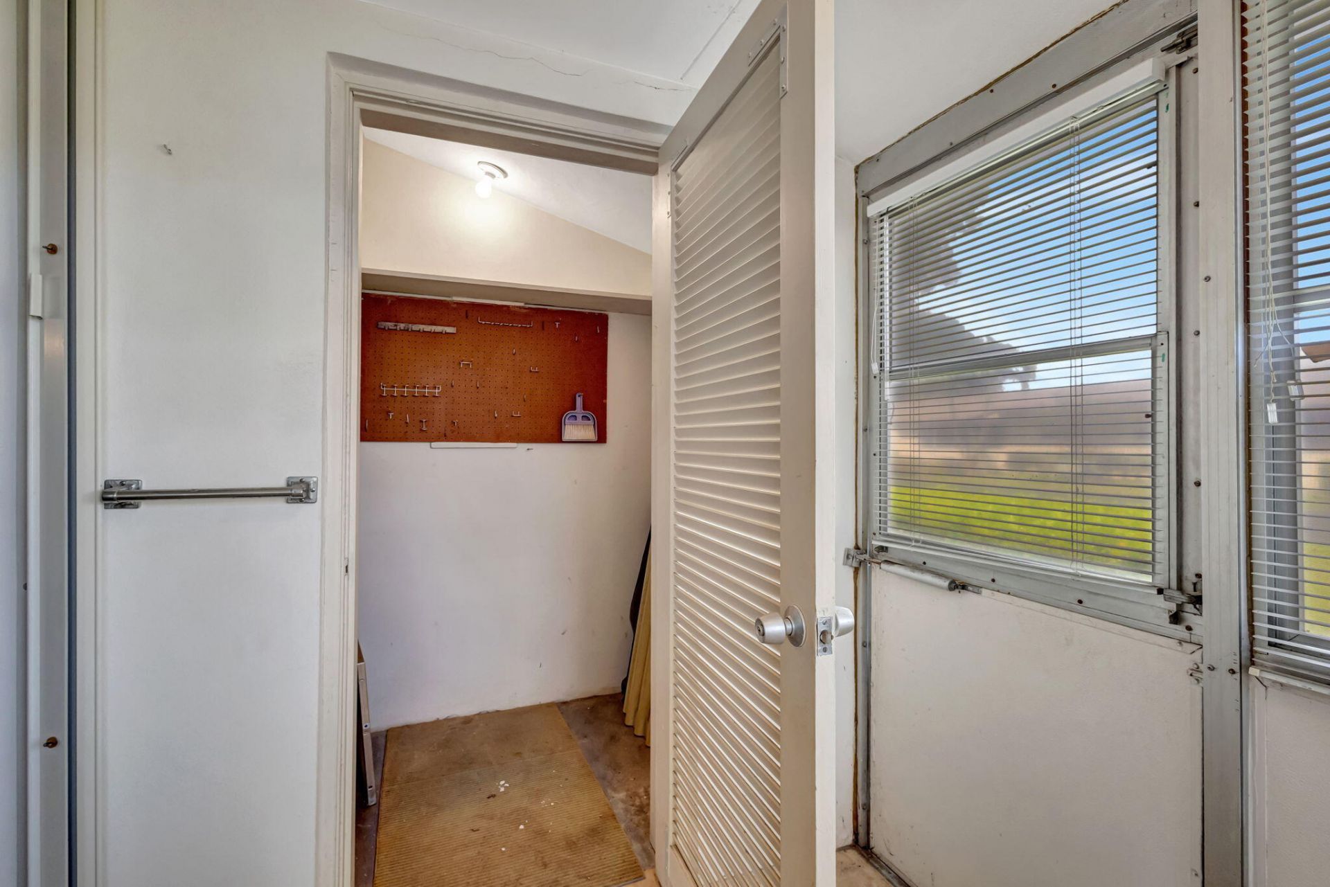 2966 Ashley Drive E, Unit I, West Palm Beach, FL 33415 Photo