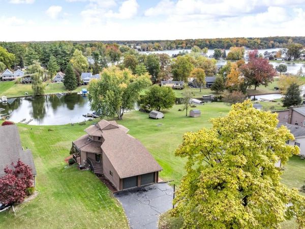 490 Skyline Drive, Horton, MI 49246