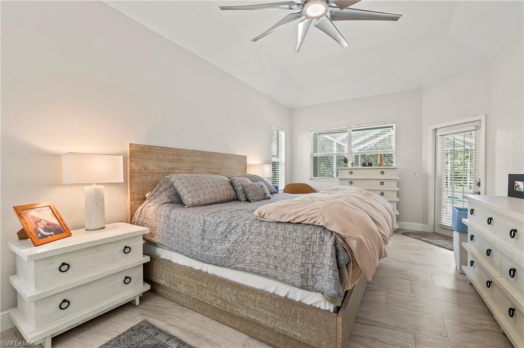 2039 Terrazzo Ln, Naples, FL 34104 Photo