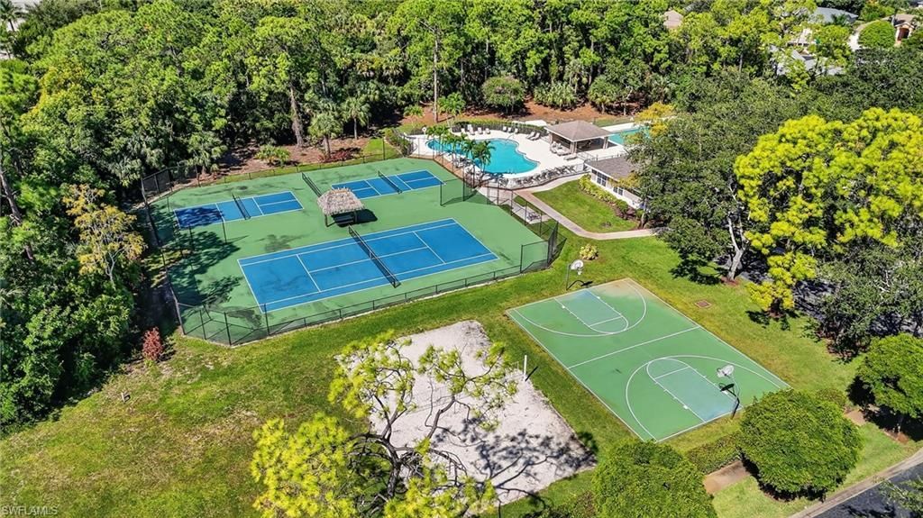 2039 Terrazzo Ln, Naples, FL 34104 Photo
