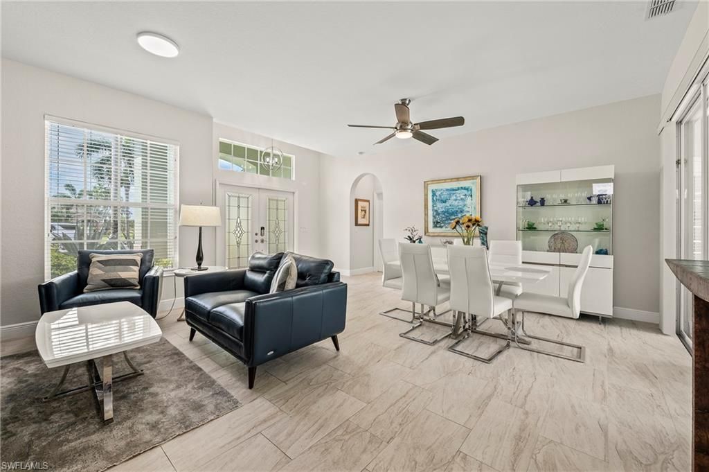 2039 Terrazzo Ln, Naples, FL 34104 Photo