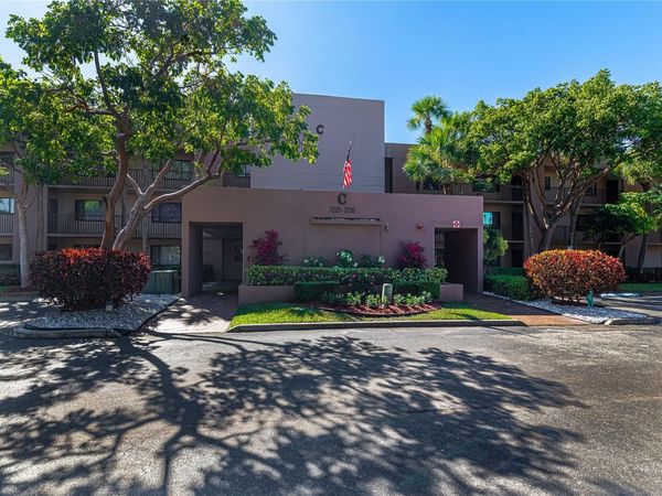 7247 Ashmont Circle, Unit 7247, Tamarac, FL 33321