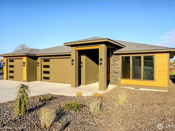 2053 H.2 Road, Moses Lake, WA 98837