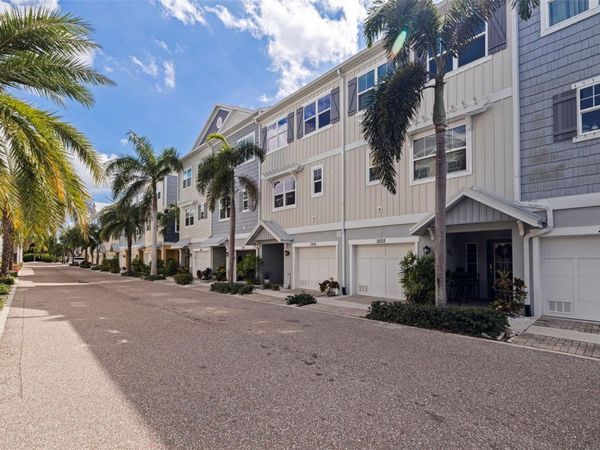 3222 MOORINGS DRIVE S, ST PETERSBURG, FL 33712