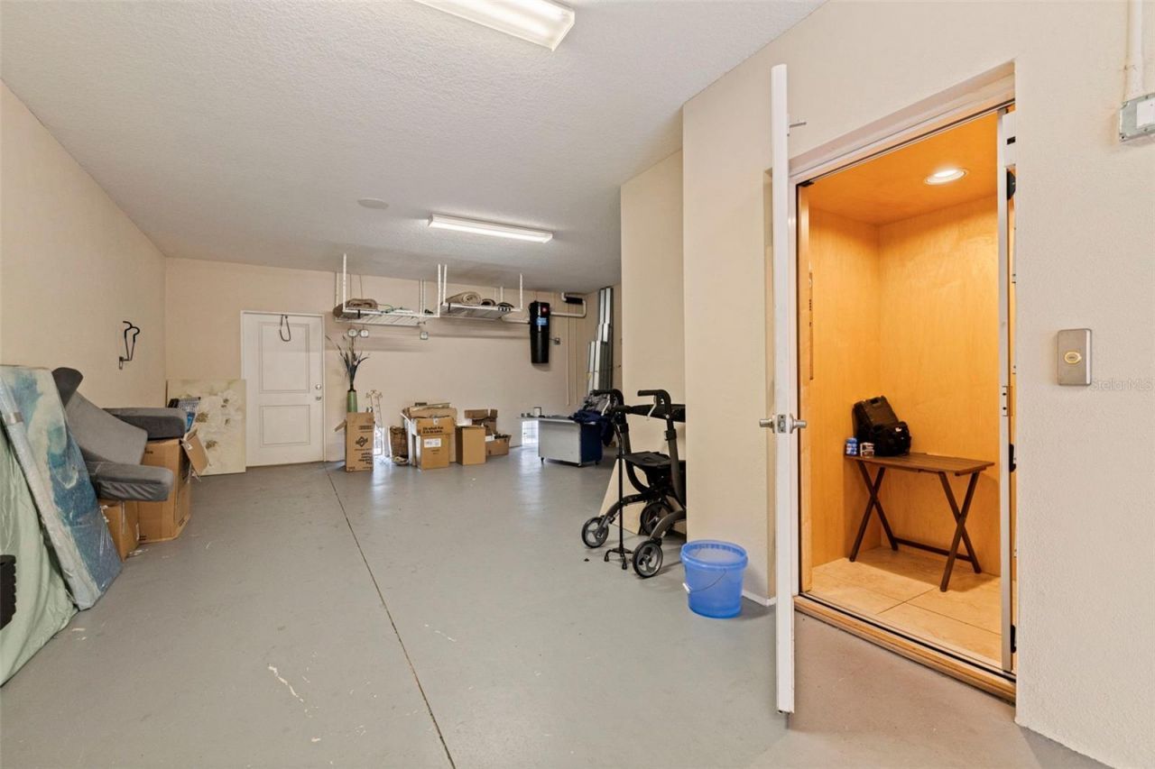 3222 Moorings Drive S, Saint Petersburg, FL 33712 Photo