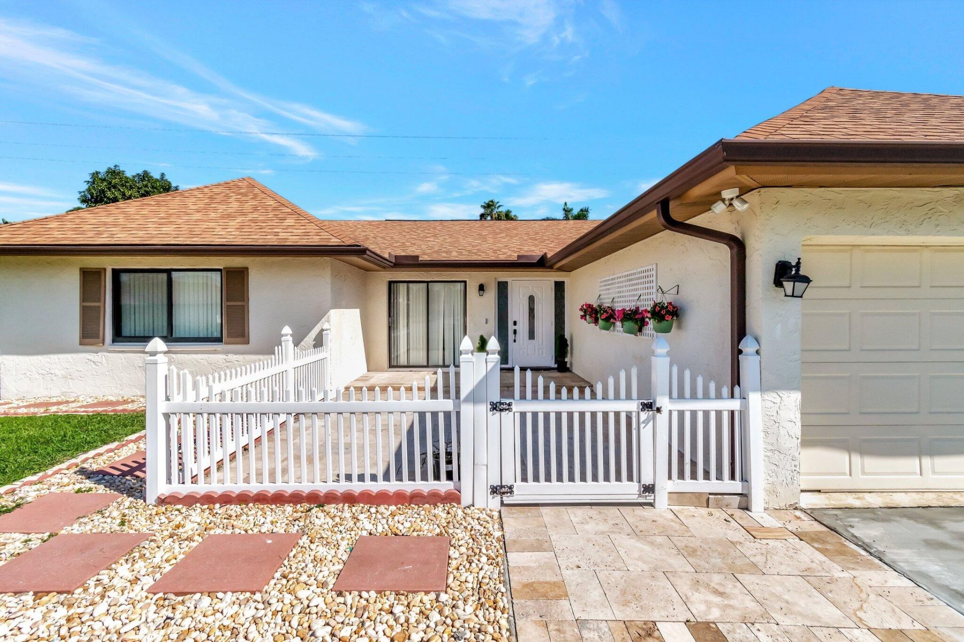10298 Greentrail Drive N, Boynton Beach, FL 33436 Photo
