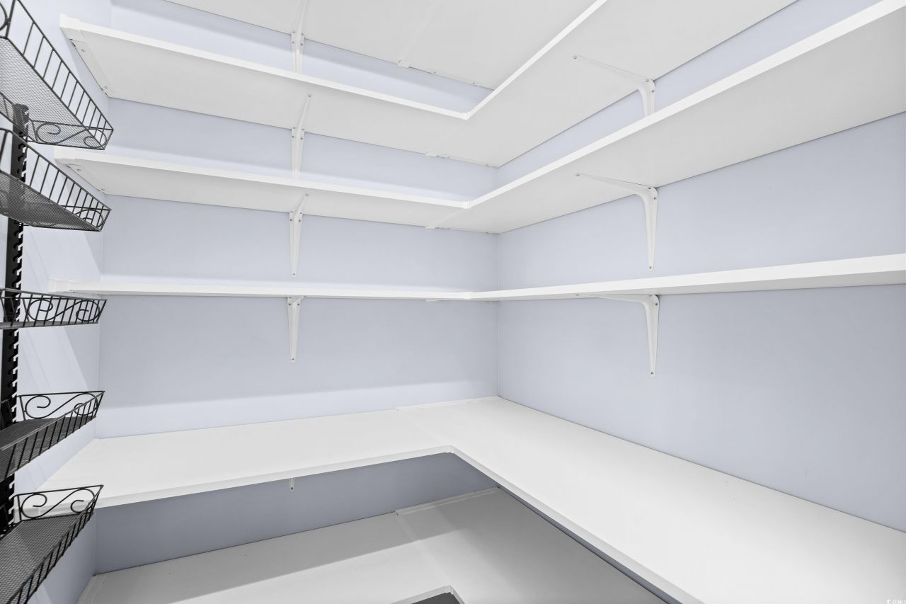 4335 Lakeside Dr. Photo 10