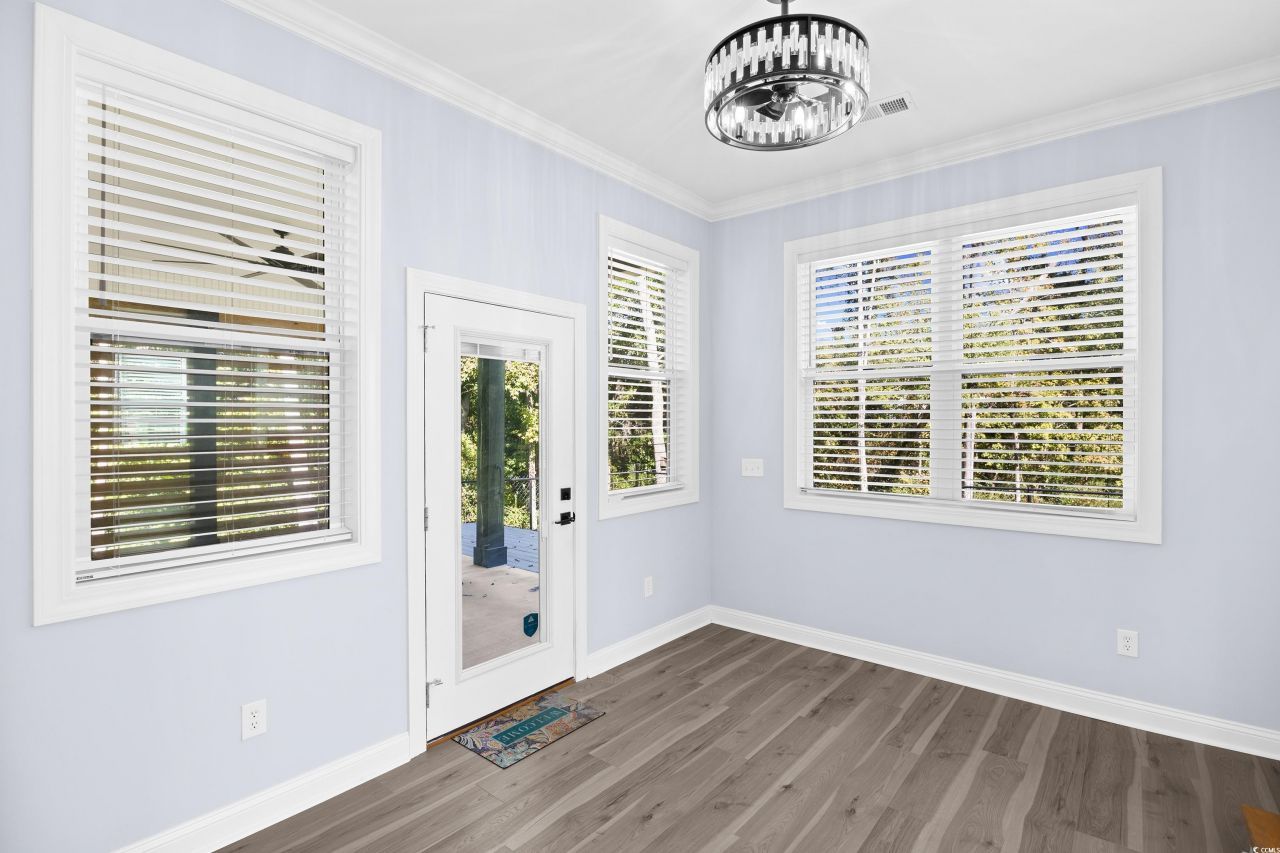 4335 Lakeside Dr. Photo 16