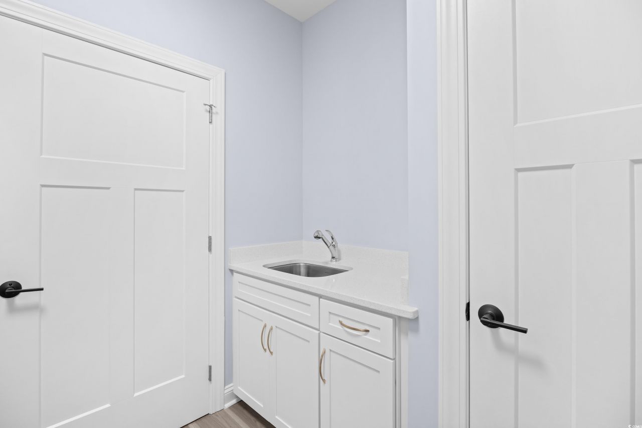 4335 Lakeside Dr. Photo 29