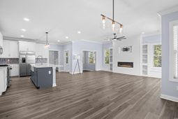 4335 Lakeside Dr. photo 4