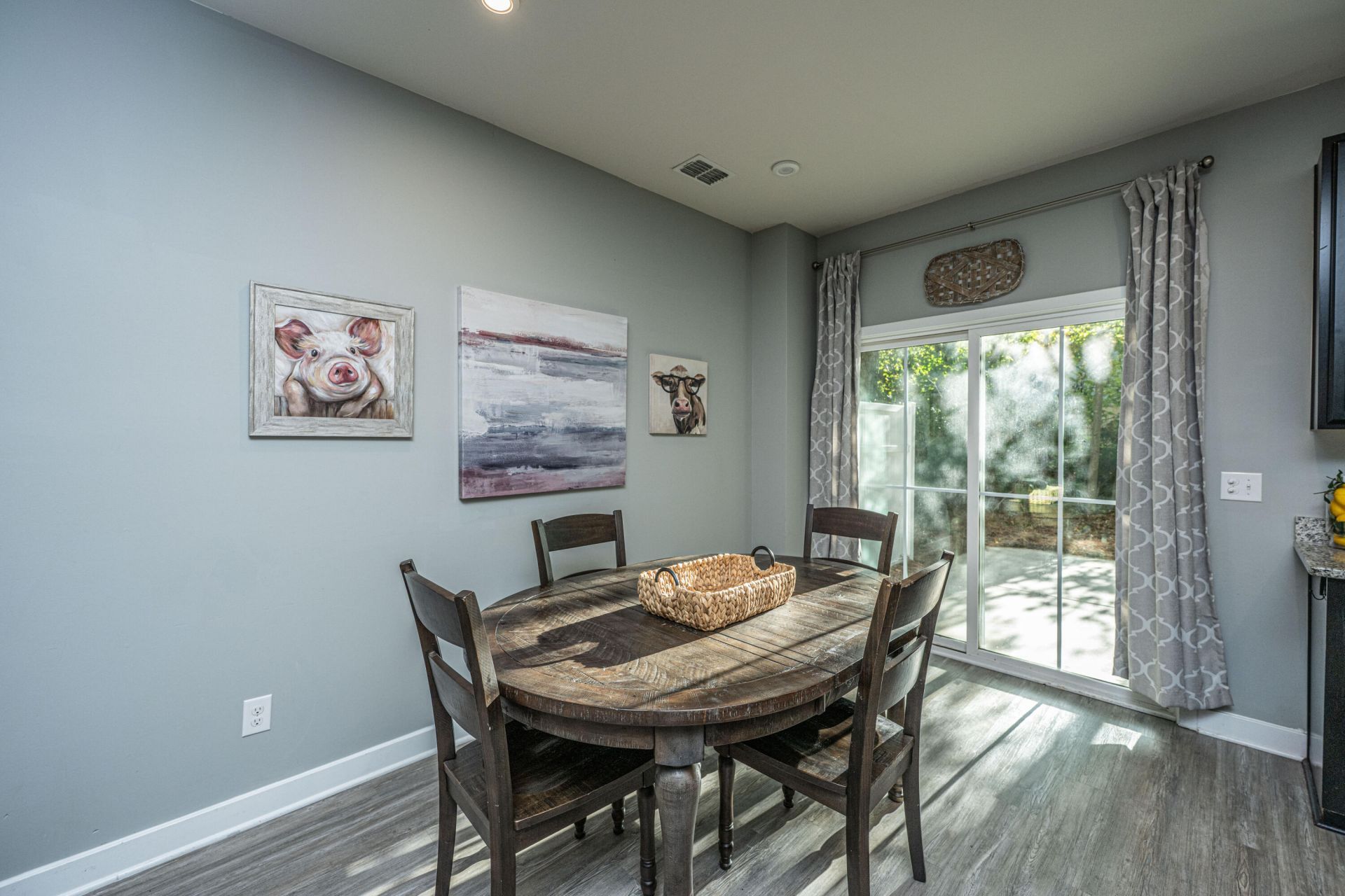 109 Queen Palm Court Photo 12