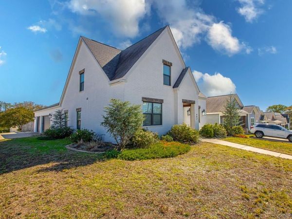 402 S Market, Benton, AR 72015