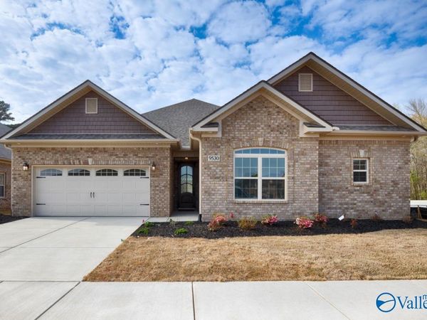 9530 Abington Cove Boulevard NW, Madison, AL 35757