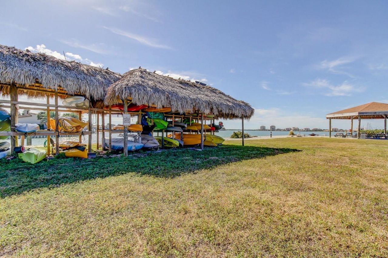 5200 Brittany Drive S, Unit 204, Saint Petersburg, FL 33715 Photo