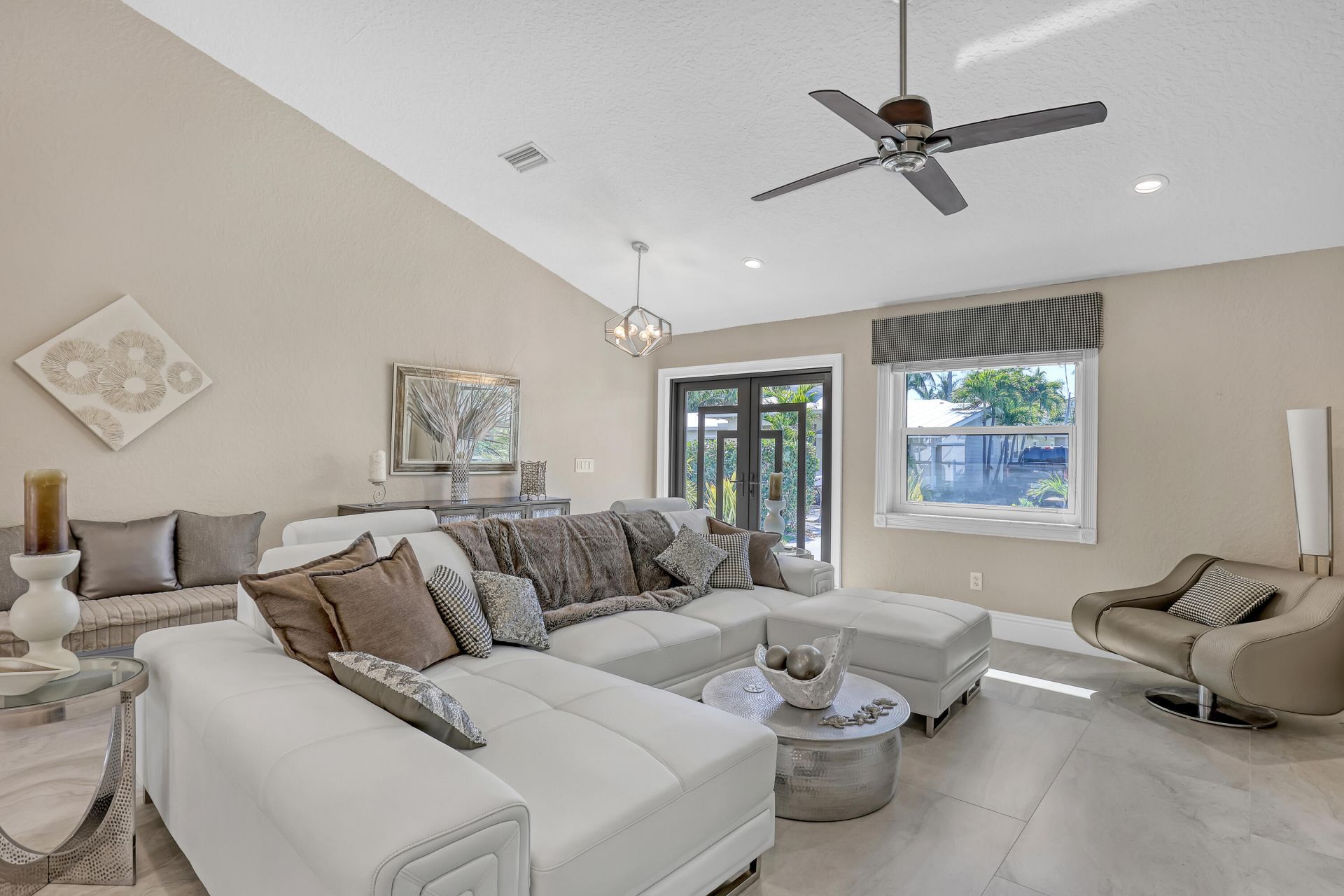 815 Bamboo Lane, Boynton Beach, FL 33483 Photo