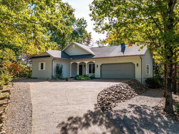 2 Guindola Circle, Hot Springs Village, AR 71909