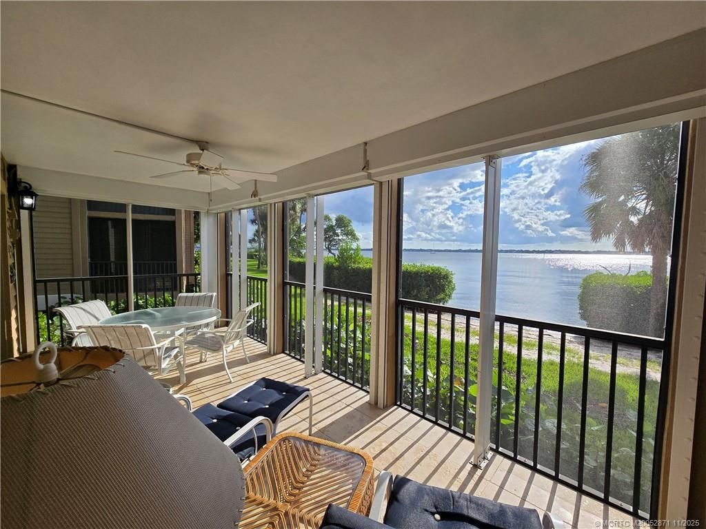 316 NE Edgewater Drive, Hutchinson Island, FL 34996 Photo