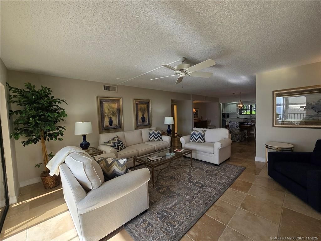 316 NE Edgewater Drive, Hutchinson Island, FL 34996 Photo