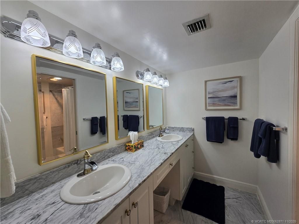 316 NE Edgewater Drive, Hutchinson Island, FL 34996 Photo