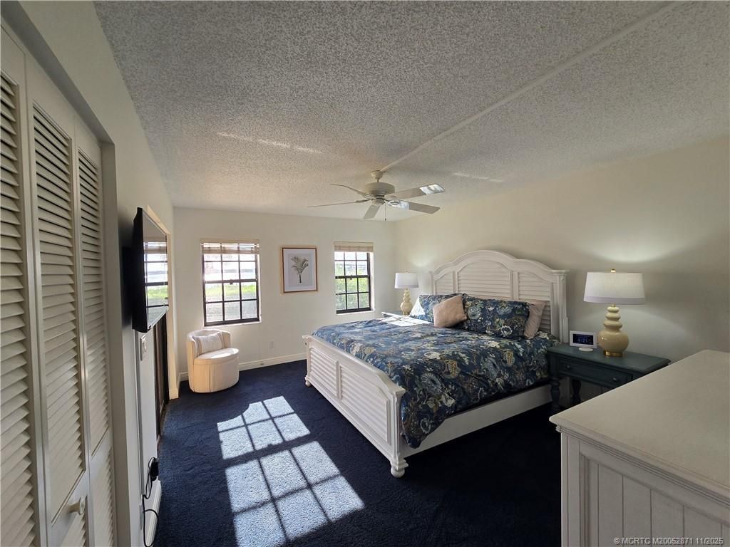 316 NE Edgewater Drive, Hutchinson Island, FL 34996 Photo