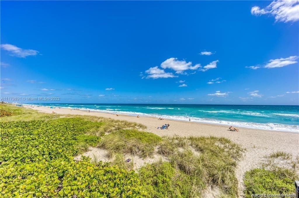 316 NE Edgewater Drive, Hutchinson Island, FL 34996 Photo