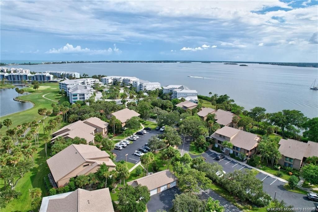 316 NE Edgewater Drive, Hutchinson Island, FL 34996 Photo