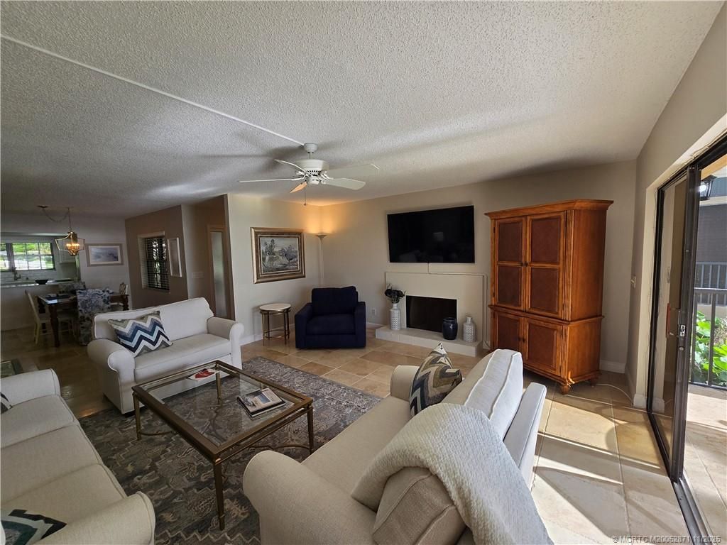 316 NE Edgewater Drive, Hutchinson Island, FL 34996 Photo