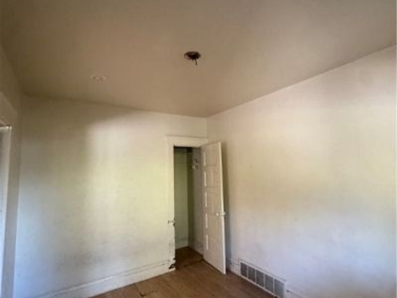 3660 E 76th Street, Unit Down, Cleveland, OH 44105 Photo 8